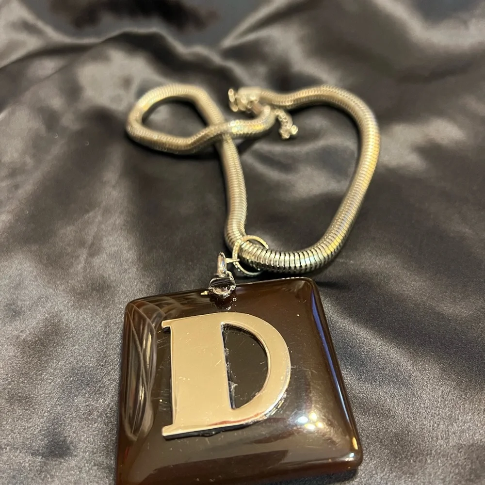 Monogram Initial Necklace - Picture 5 of 7